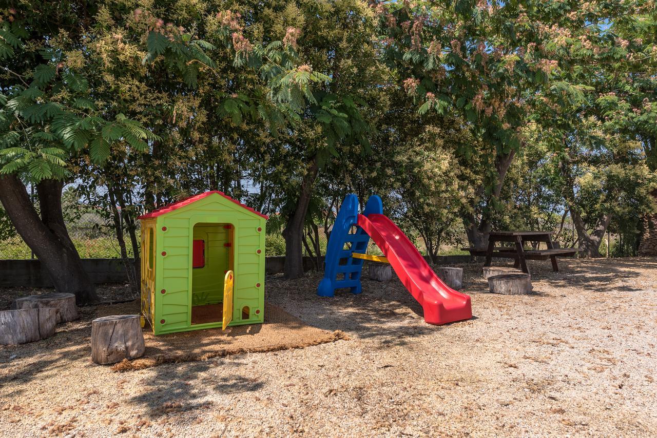 Pavlimari Studios Pyrgi Thermis Ngoại thất bức ảnh